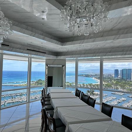 هونولولو Waikiki Beach Experience! Luxury Oceanview Suite! المظهر الخارجي الصورة