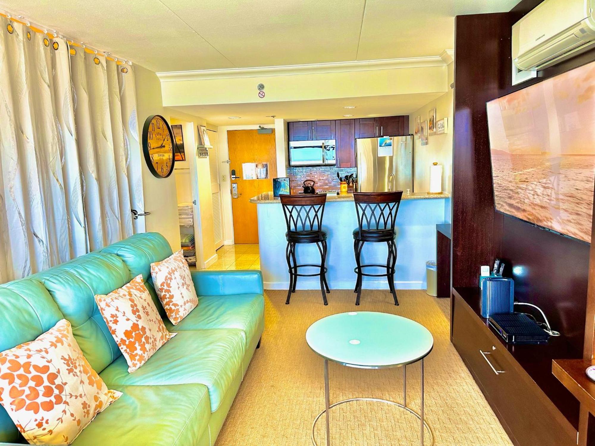 هونولولو Waikiki Beach Experience! Luxury Oceanview Suite! المظهر الخارجي الصورة