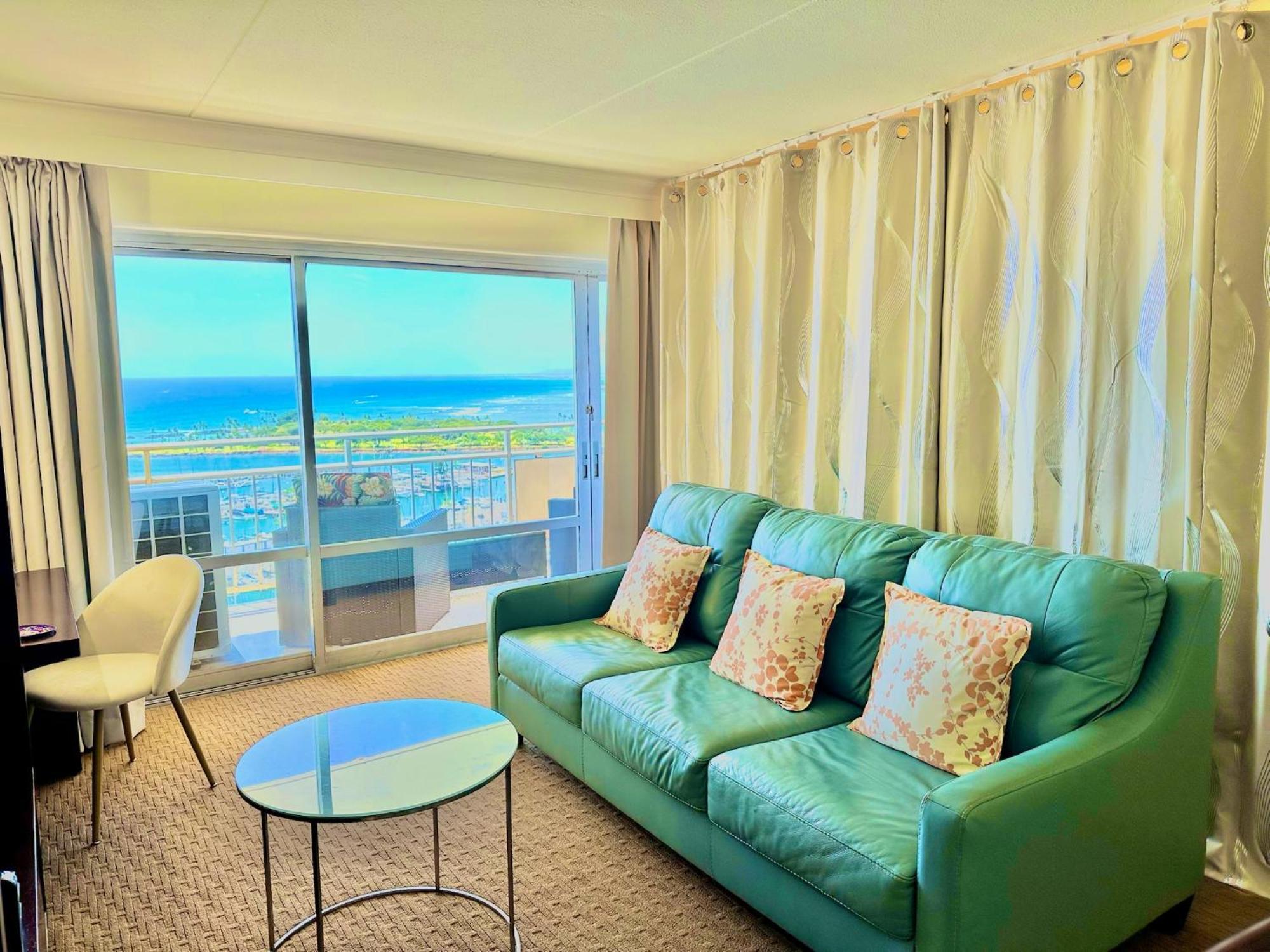 هونولولو Waikiki Beach Experience! Luxury Oceanview Suite! المظهر الخارجي الصورة