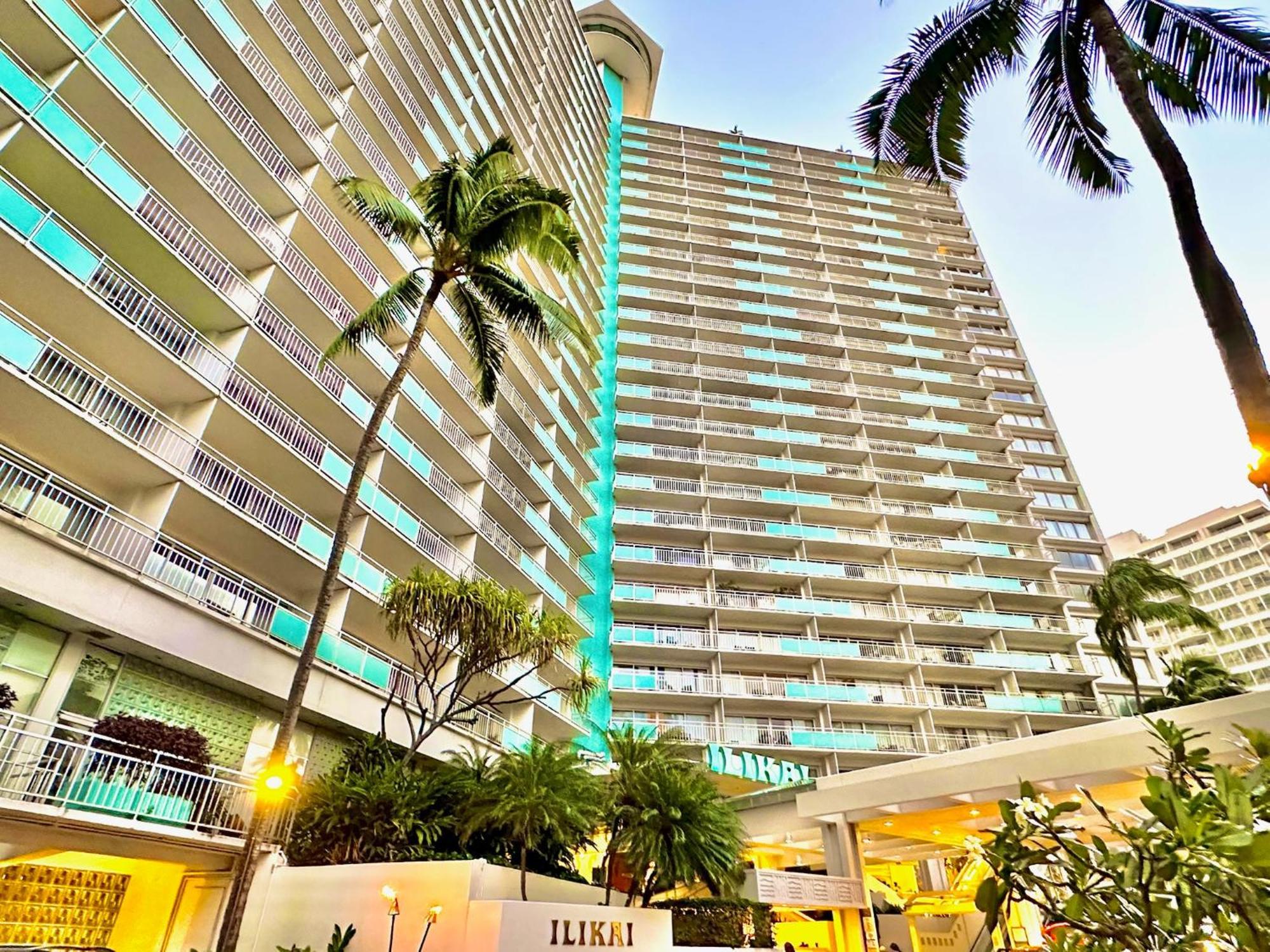 هونولولو Waikiki Beach Experience! Luxury Oceanview Suite! المظهر الخارجي الصورة