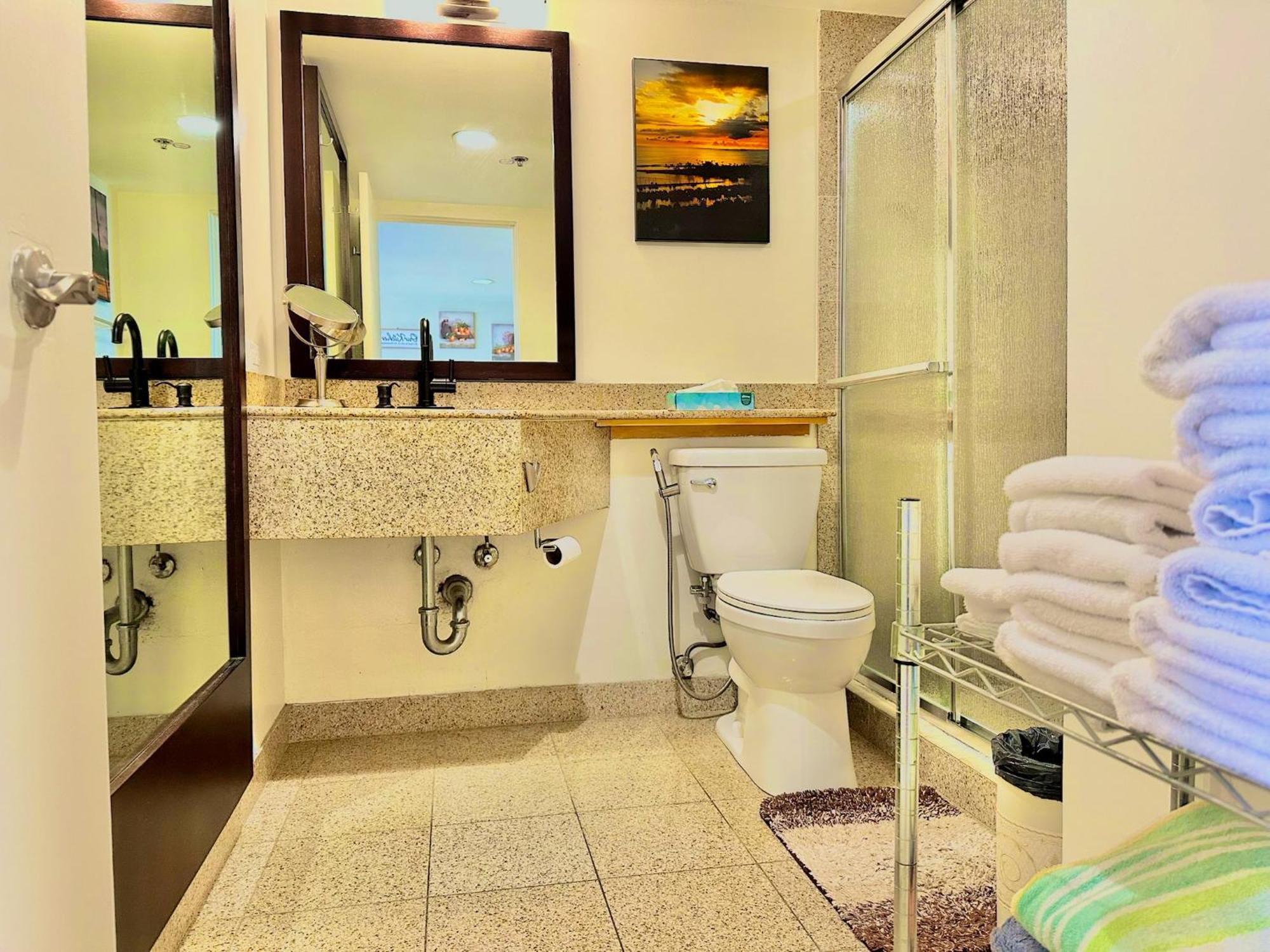 هونولولو Waikiki Beach Experience! Luxury Oceanview Suite! المظهر الخارجي الصورة