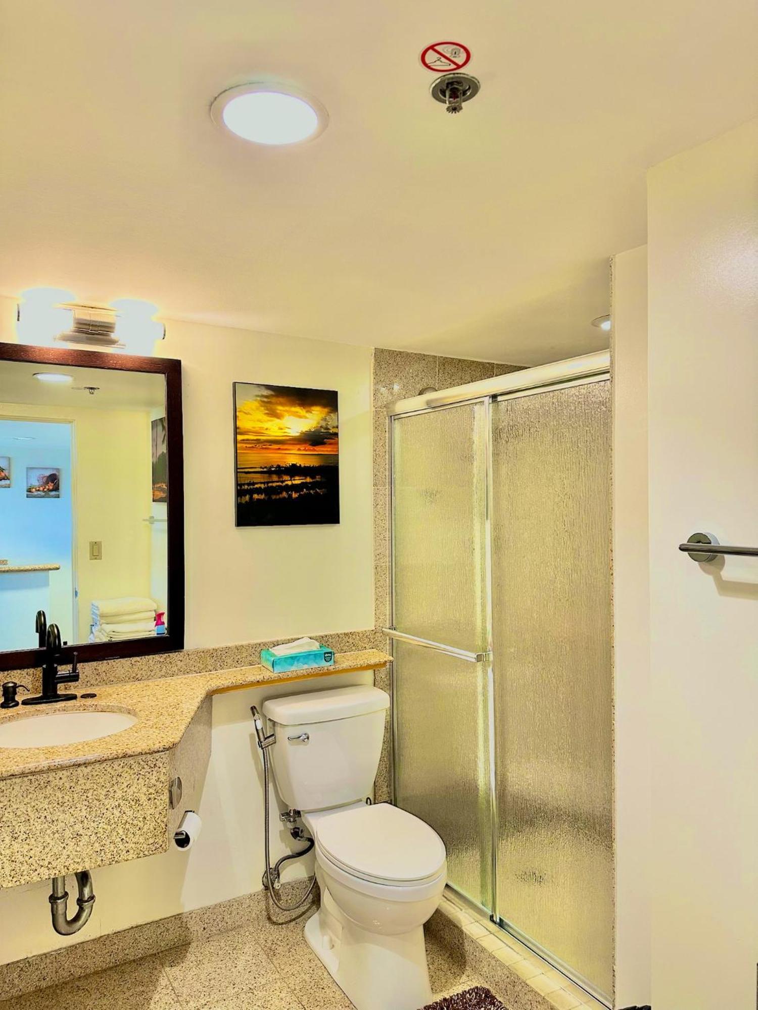 هونولولو Waikiki Beach Experience! Luxury Oceanview Suite! المظهر الخارجي الصورة